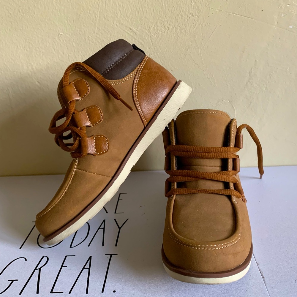 The Children’s Place Suede Hi Top Shoes Casual Dress Shoes - Tan And Brown